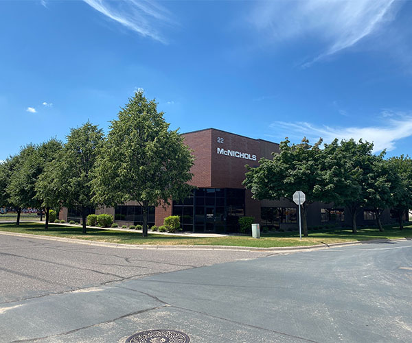 A photo of the front entrance of the McNICHOLS Metals Service Center Location in Minneapolis.