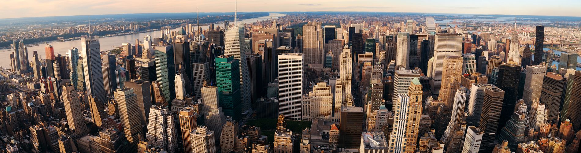 A skyline view of downtown New York and New Jersey.